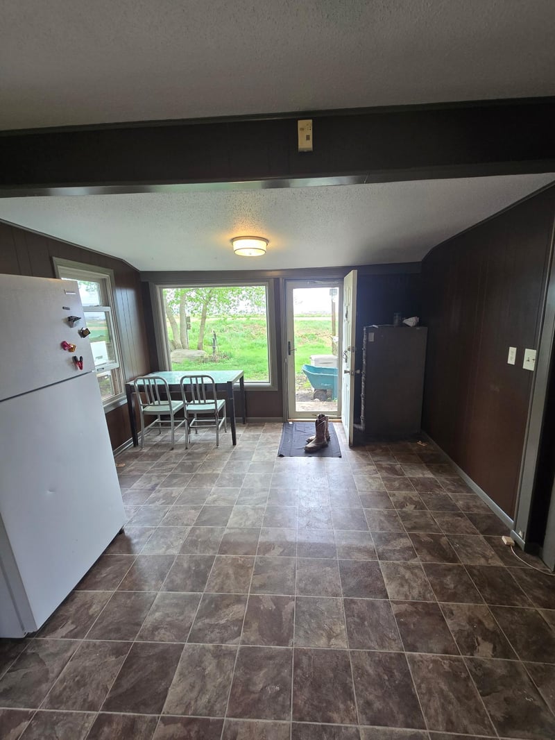 1129 142nd Ave, Welcome, MN 56181