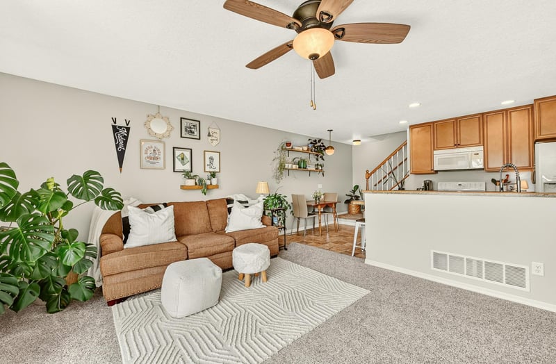 687 Shardlow Pl NE, Byron, MN 55920