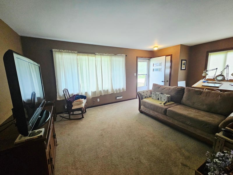 116 N 1st St, Milan, MN 56262