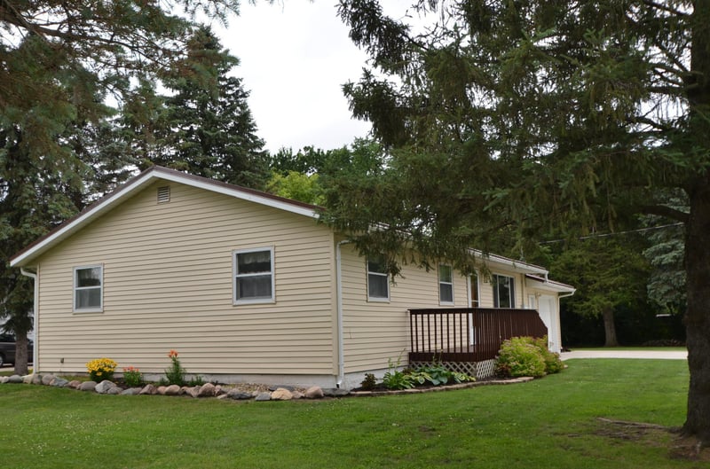 215 Rails Ave W, Eden Valley, MN 55329
