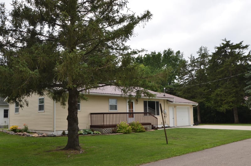 215 Rails Ave W, Eden Valley, MN 55329