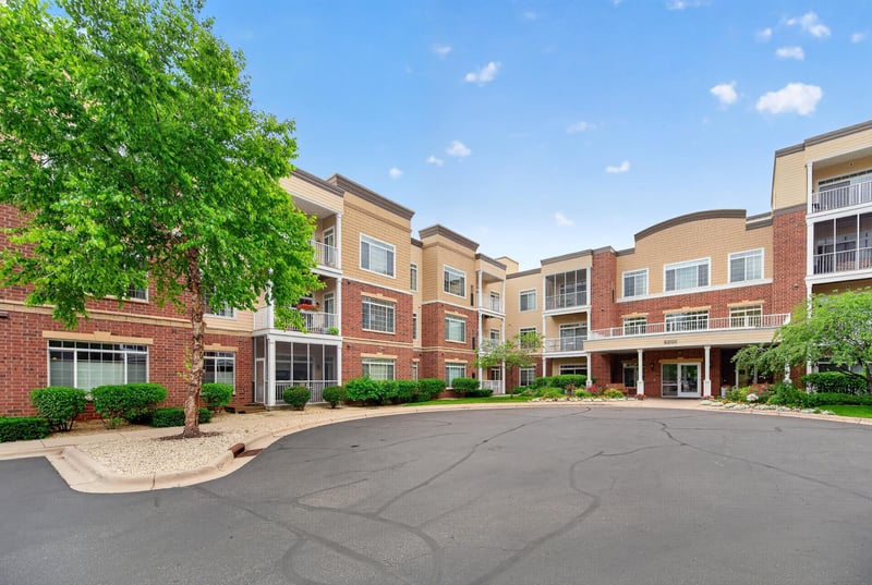 8200 W 33rd St #323, Saint Louis Park, MN 55426