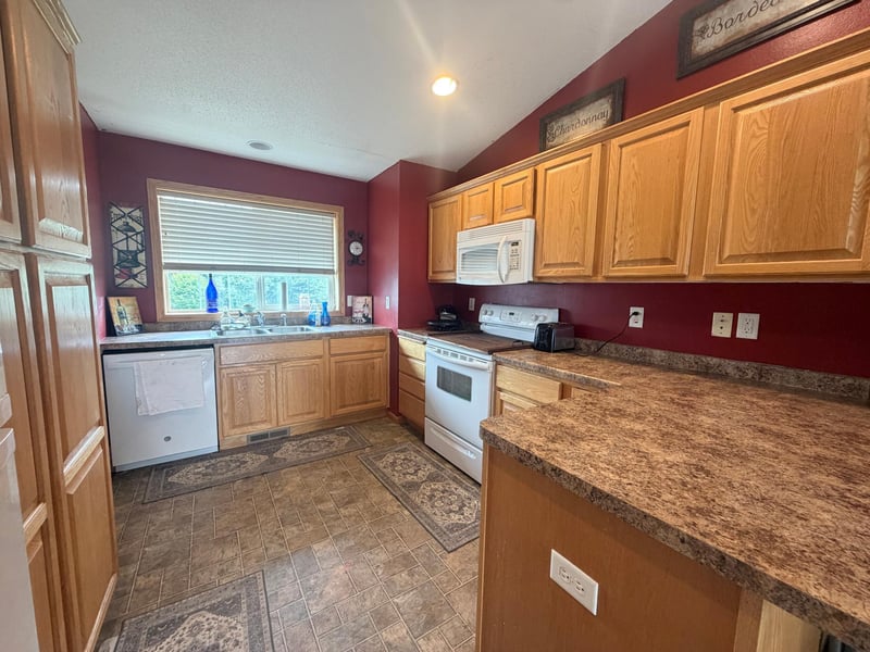 17767 Madison Dr, Little Falls, MN 56345