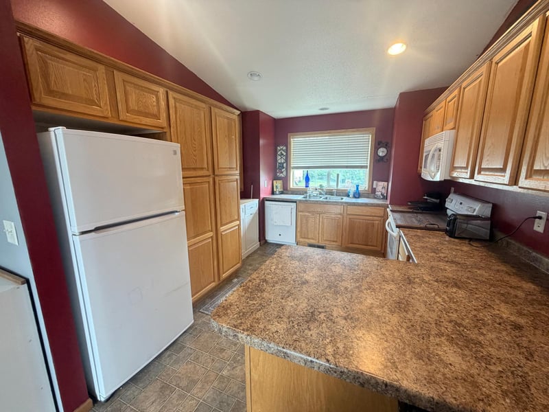 17767 Madison Dr, Little Falls, MN 56345