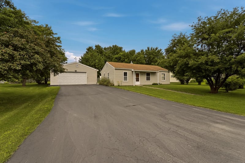 1805 Marvale Ave SE, Rochester, MN 55904