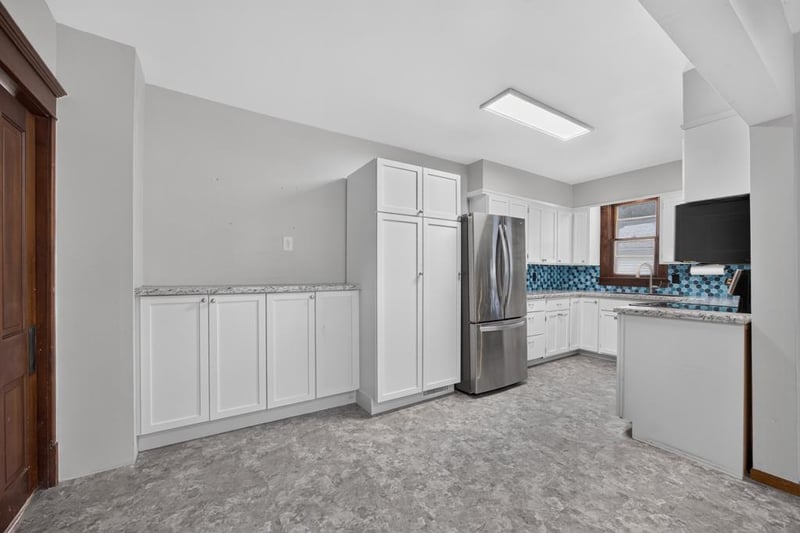 210 Main St W, Elgin, MN 55932