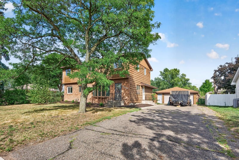 7148 Morgan Ave N, Brooklyn Center, MN 55430