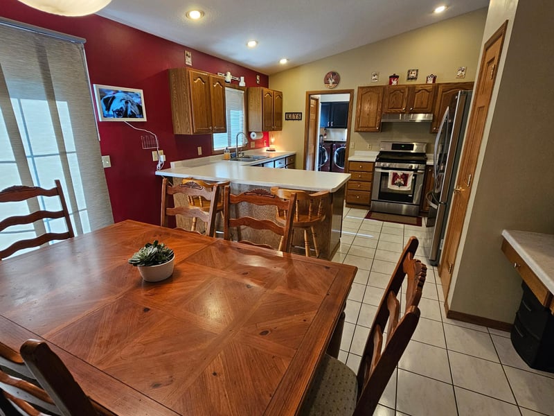 1321 Ridgewood Dr, Winona, MN 55987