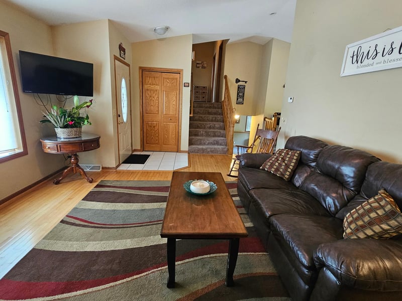 1321 Ridgewood Dr, Winona, MN 55987