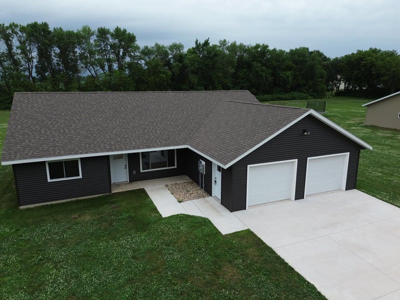 141 Washington St, Walnut Grove, MN 56180