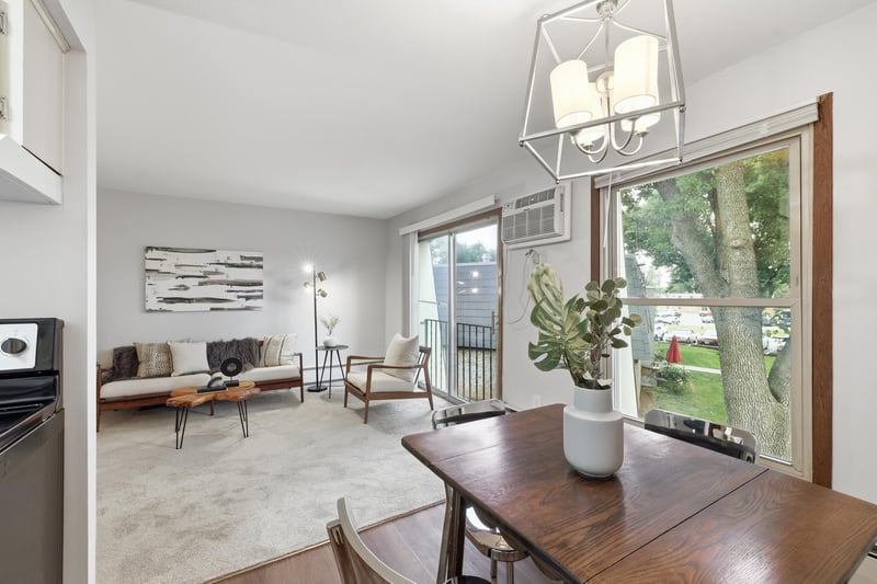 709 11th Ave S #5, Minneapolis, MN 55415