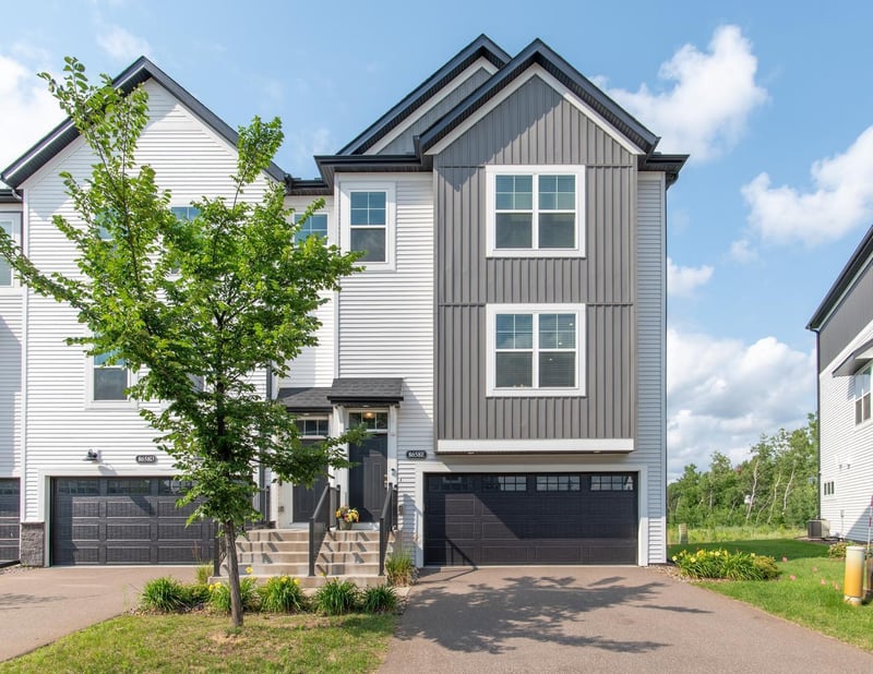 8658 London Cir NE #E, Blaine, MN 55449