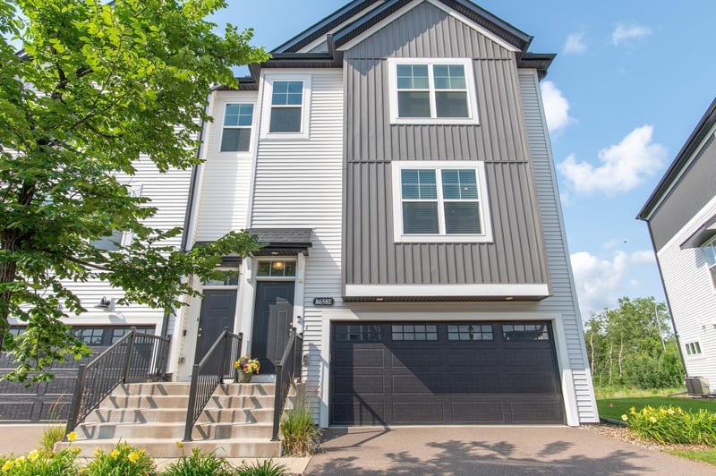 8658 London Cir NE #E, Blaine, MN 55449