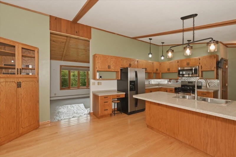 11381 E 1st St N, Lake Nebagamon, WI 54849