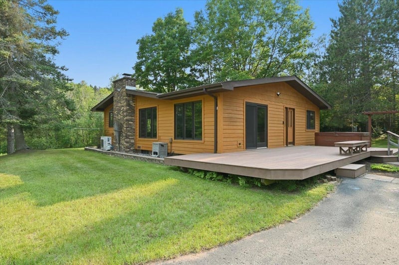 11381 E 1st St N, Lake Nebagamon, WI 54849