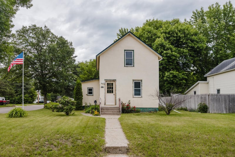 924 3rd Ave NE, Brainerd, MN 56401