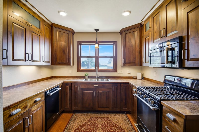 8169 Highway 30 E, Blooming Prairie, MN 55917
