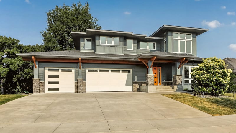 4275 Stone Crest Ln NE, Rochester, MN 55906