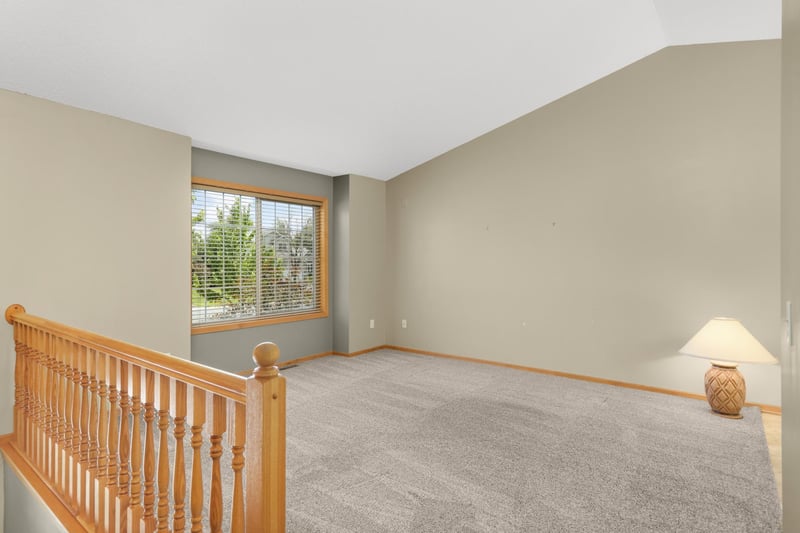 22076 Ethan Ave, Forest Lake, MN 55025