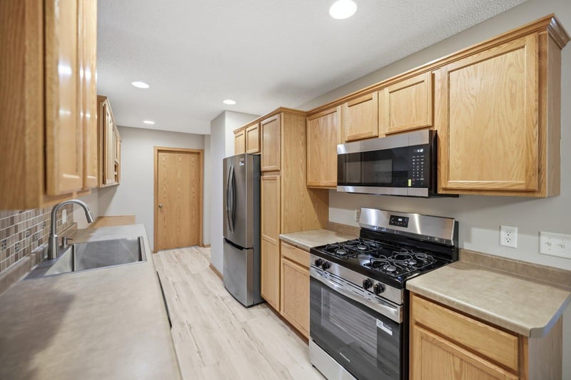 3045 Cutters Grove Ave, Anoka, MN 55303