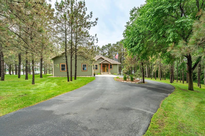 35054 Sterling Silver Dr, Battle Lake, MN 56515
