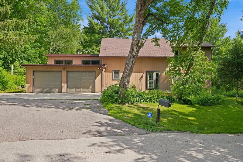 146 Green Spring Rd, Red Wing, MN 55066