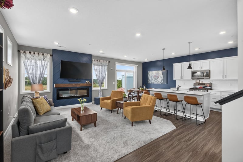 1852 Tyrone Dr, Shakopee, MN 55379