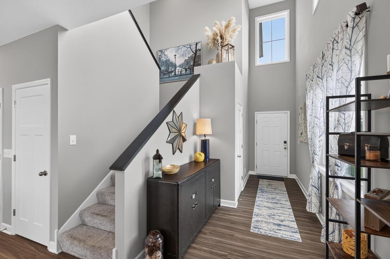 1852 Tyrone Dr, Shakopee, MN 55379
