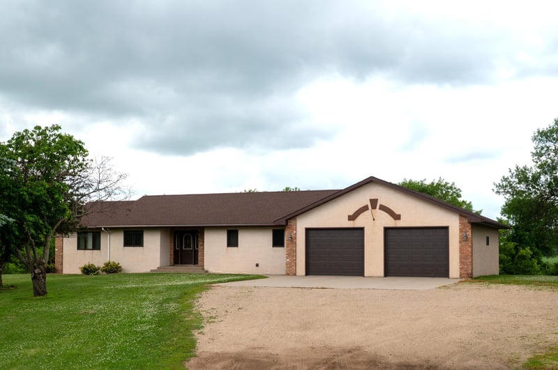 1800 30 St NW, Willmar, MN 56201