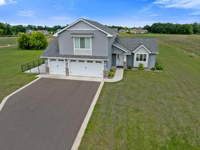 15304 290th Ave NW, Zimmerman, MN 55398