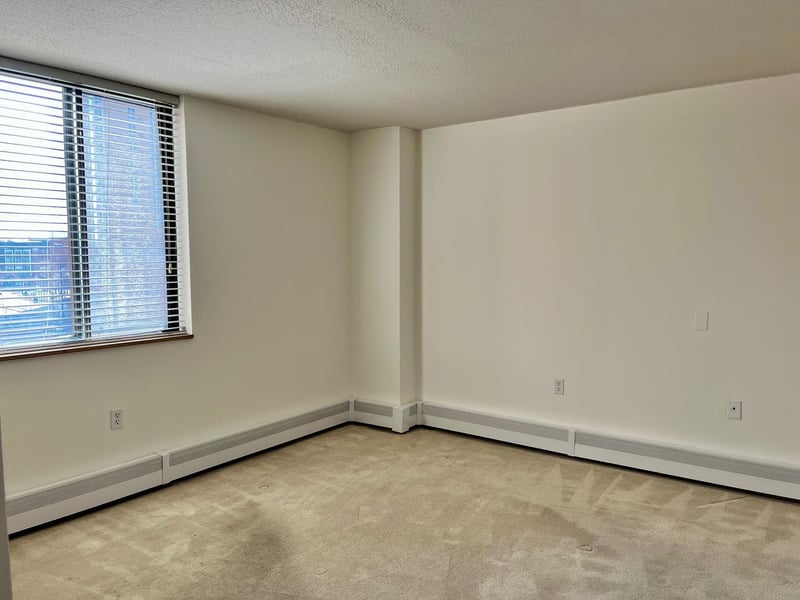 6500 Woodlake Dr #313, Richfield, MN 55423