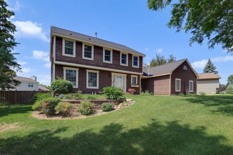 455 High Point Curve S, Maplewood, MN 55119