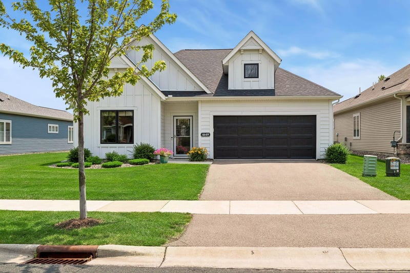 4649 Foxglove Dr, Excelsior, MN 55331