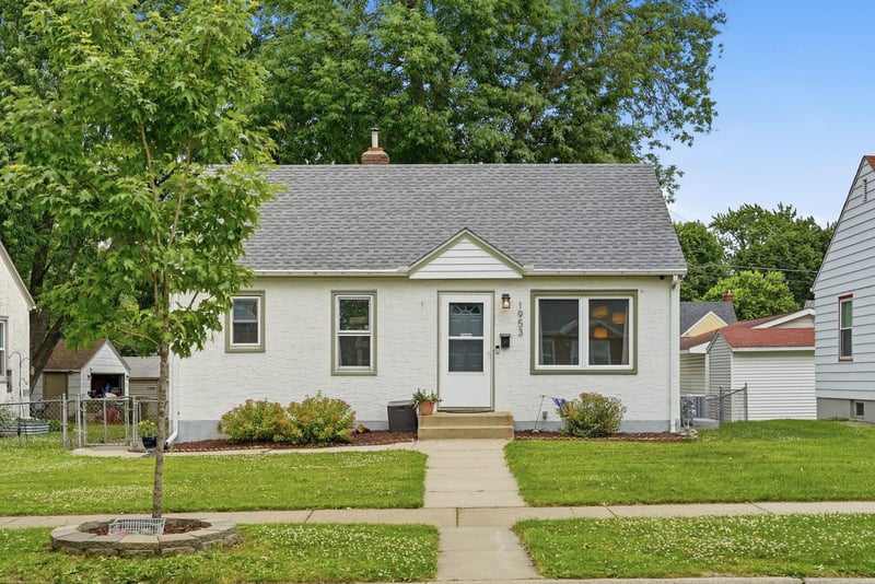 1953 Nebraska Ave E, Saint Paul, MN 55119