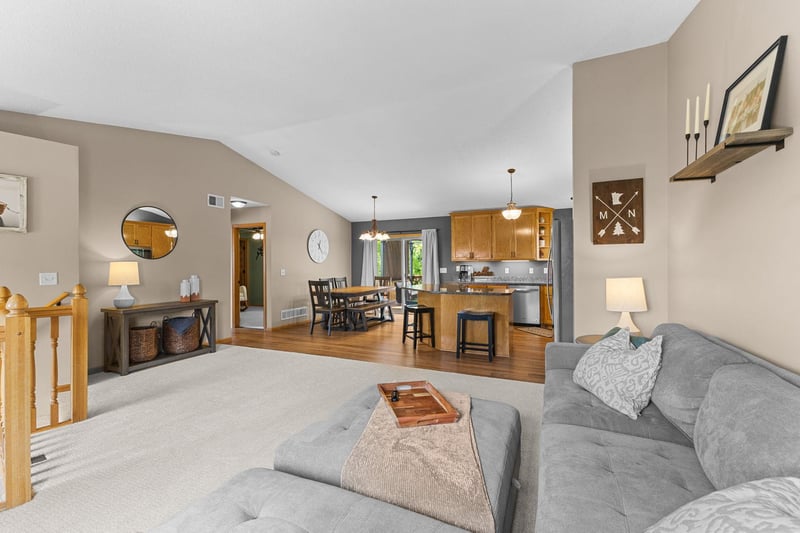 23414 Arrowhead St NW, Saint Francis, MN 55070