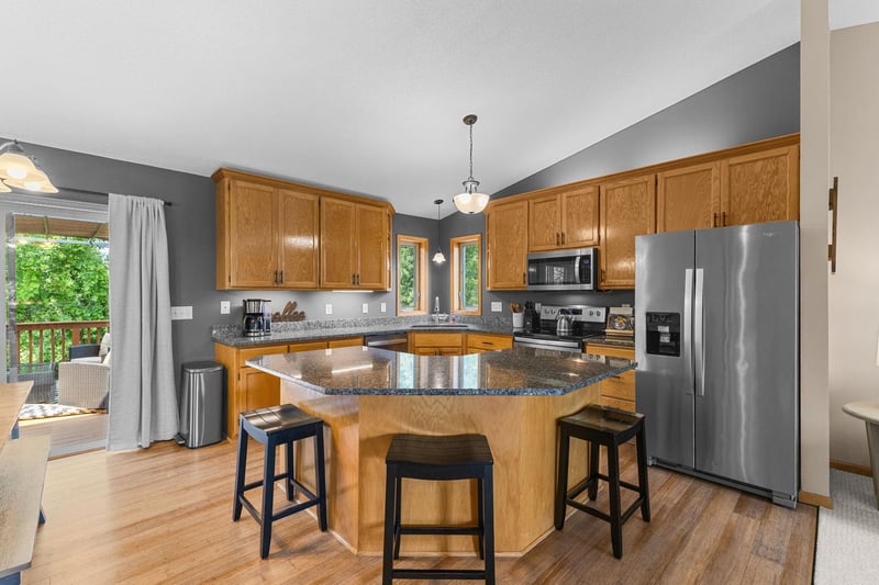 23414 Arrowhead St NW, Saint Francis, MN 55070
