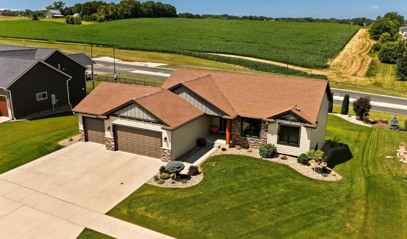 855 Grand Ridge Dr NE, Byron, MN 55920