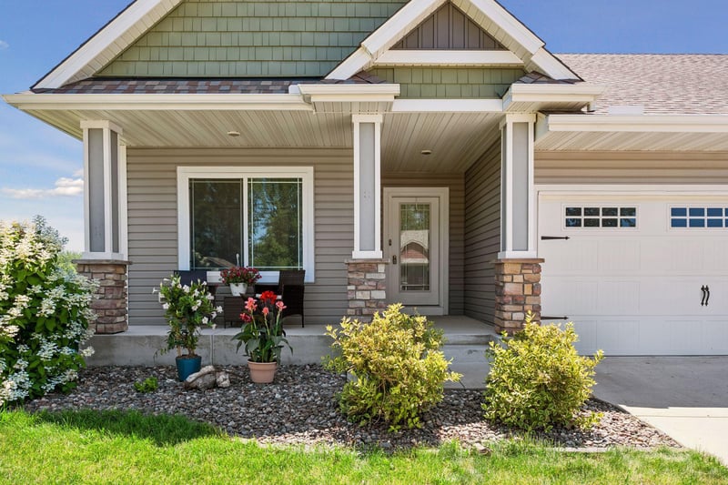 2157 Maple St SW, Howard Lake, MN 55349