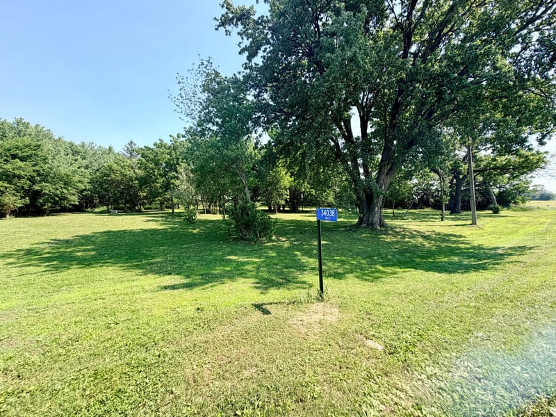 34038 190th St, Worthington, MN 56187