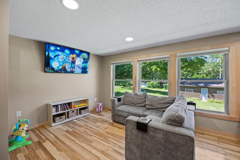 350 3rd Ave NW, Milaca, MN 56353