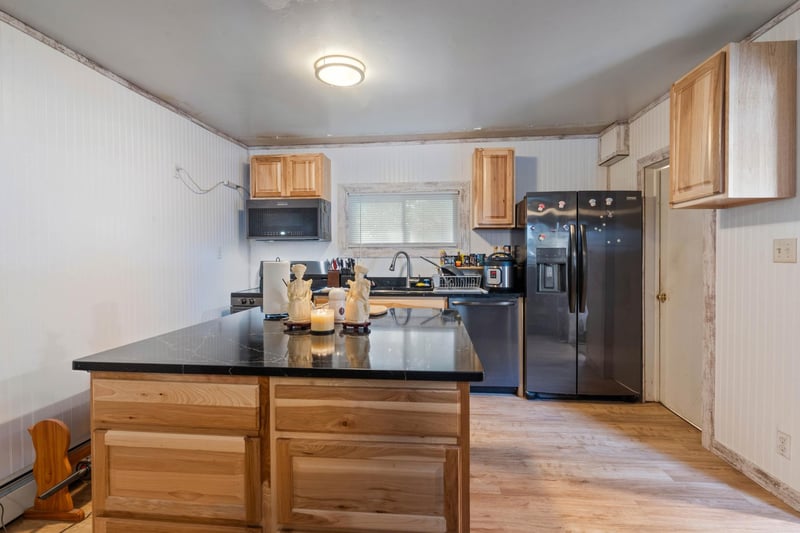 411 21st St, Cloquet, MN 55720