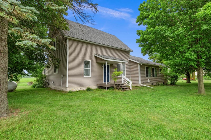 2749 210th St, Luck, WI 54853