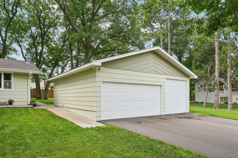 2324 130th Ave NW, Coon Rapids, MN 55448