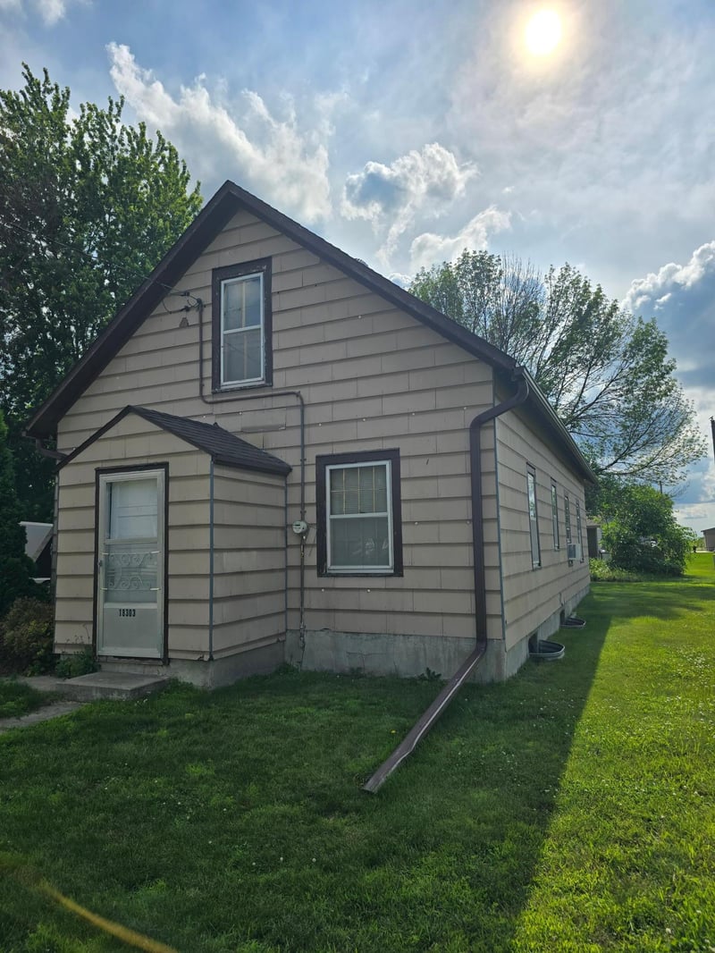18303 Sperl Ave, New Ulm, MN 56073