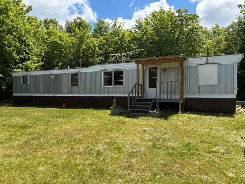 18686 327th Ave, Isle, MN 56342