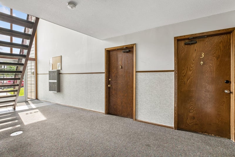 911 7th St S #3, Hopkins, MN 55343