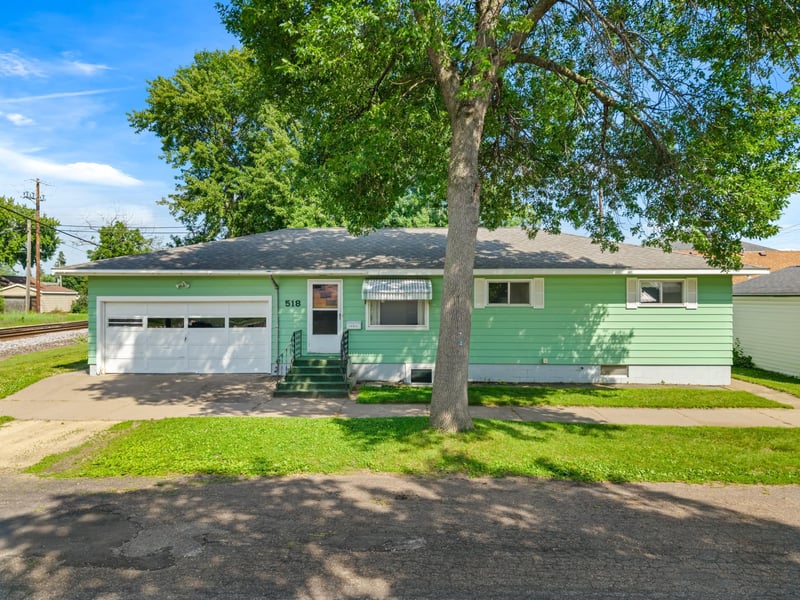 518 High Forest St, Winona, MN 55987