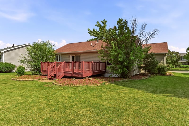 3328 Dorset Ln NW, Rochester, MN 55901