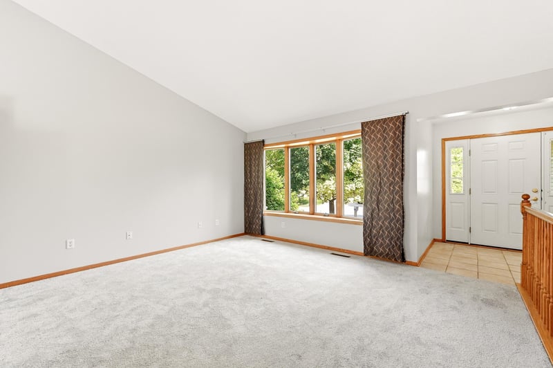 3328 Dorset Ln NW, Rochester, MN 55901