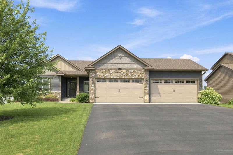 16876 Xeon St NW, Andover, MN 55304
